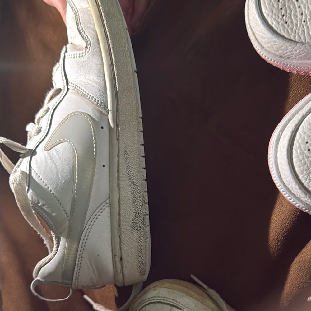 Nike Kids Sneakers in White and Pink